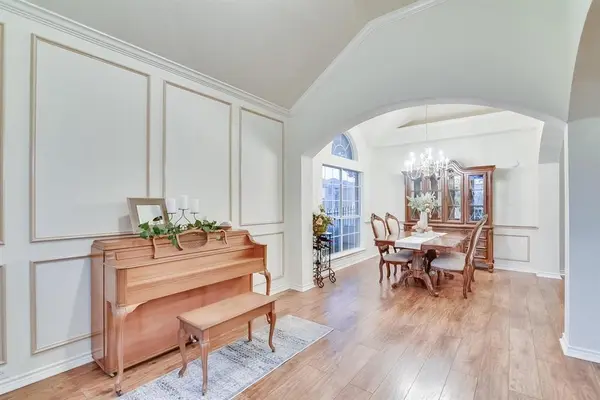 7700 Buccaneer Circle, Arlington, TX 76016