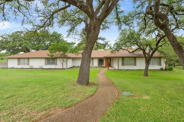 153 Eagle Canyon Drive, China Spring, TX 76633