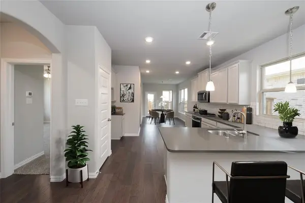 8933 Acorn Avenue, Justin, TX 76247