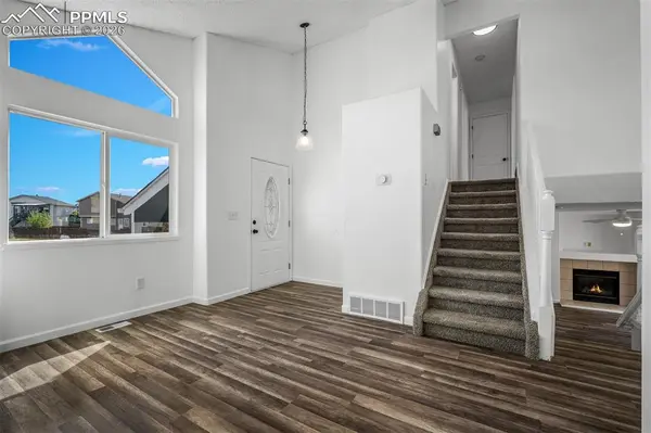 749 Memory LN, Fountain, CO 80817