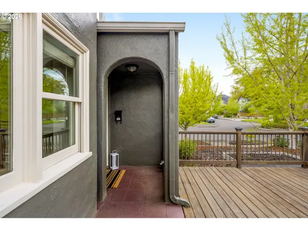 2105 SE 51ST AVE, Portland, OR 97215