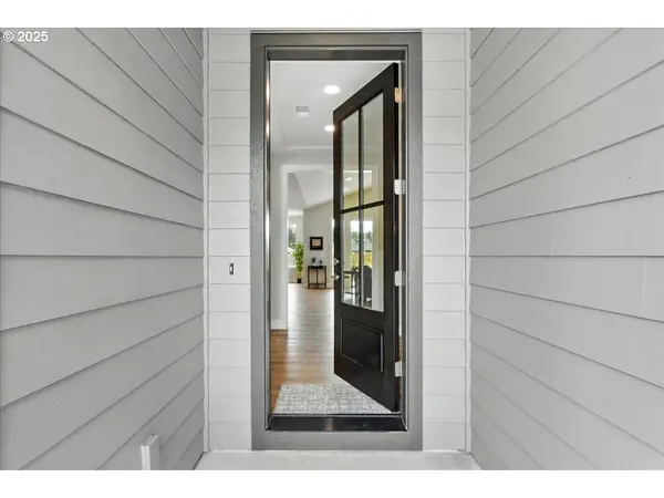 121 GASSMAN RD, Castle Rock, WA 98611