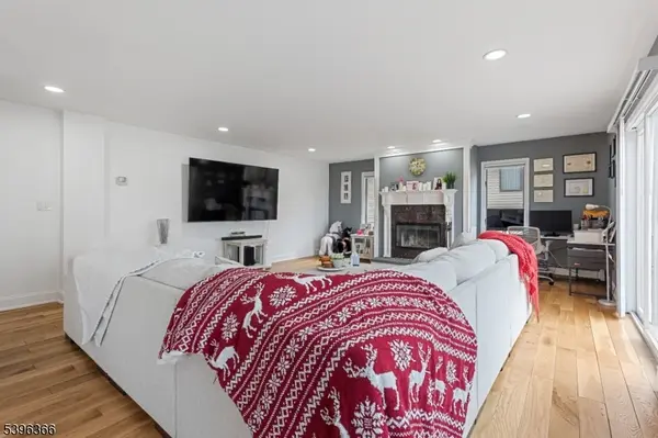 69 Colonial Rd, Wayne Twp., NJ 07470