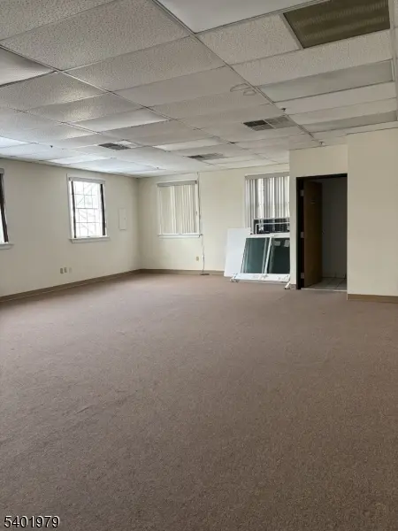 10 N Gaston Ave, Somerville Boro, NJ 08876