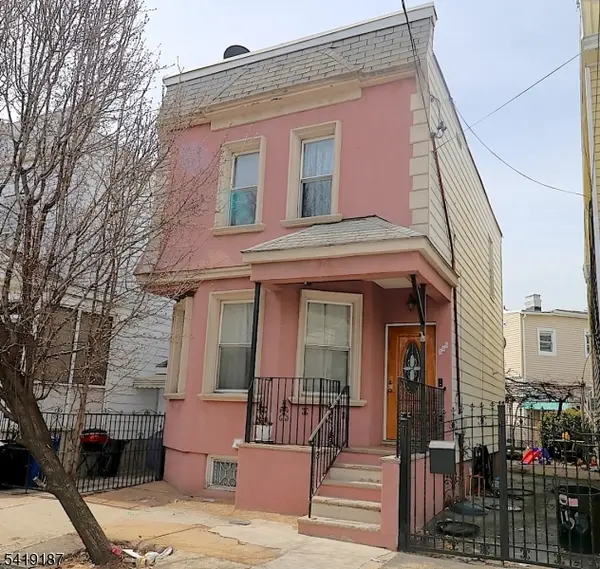 155 Brill St, Newark City, NJ 07105
