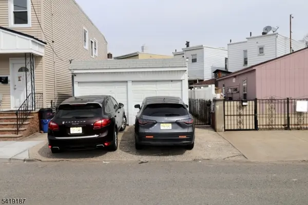 155 Brill St, Newark City, NJ 07105