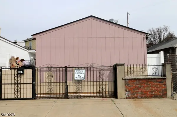 157 Brill St, Newark City, NJ 07105