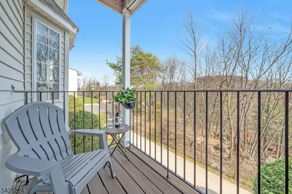 36 Mountainview Ct, Riverdale Boro, NJ 07457