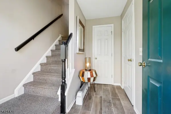 23 Davenport Pl, Morris Twp., NJ 07960