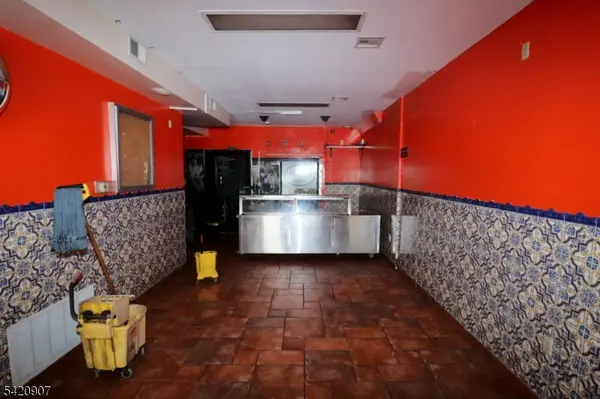 294 Park Ave, Newark City, NJ 07107