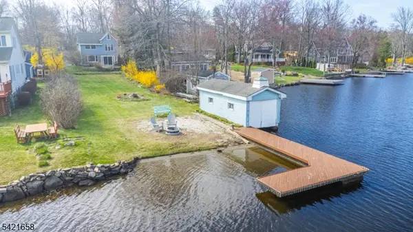 46 Myrtle Ave, Frankford Twp., NJ 07826