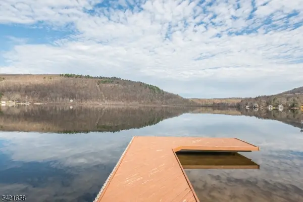 46 Myrtle Ave, Frankford Twp., NJ 07826