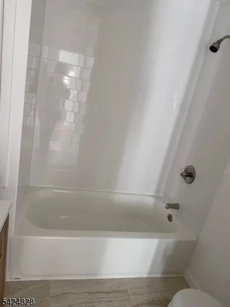 91 Belmont Ave, Jersey City, NJ 07304