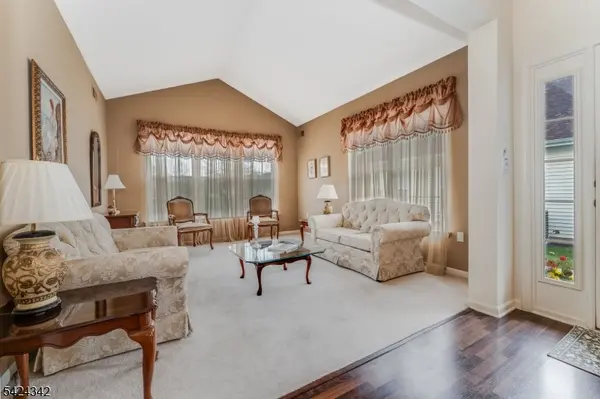 11 Stafford Ln, White Twp., NJ 07823