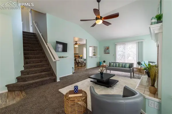 2940 Richmond DR, Colorado Springs, CO 80922