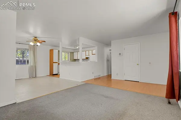 523 E Las Animas ST, Colorado Springs, CO 80903