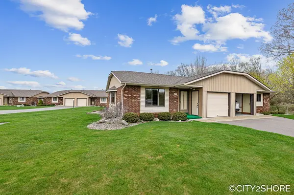 6793 Waterview DR, Georgetown Twp, MI 49418