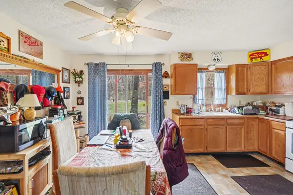 6233 S Middle RD, Brooks Twp, MI 49337