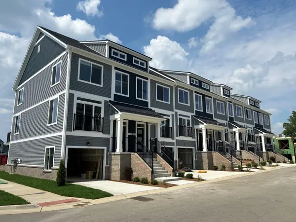 2778 Bristol Ridge Dr #38, Ann Arbor, MI 48105