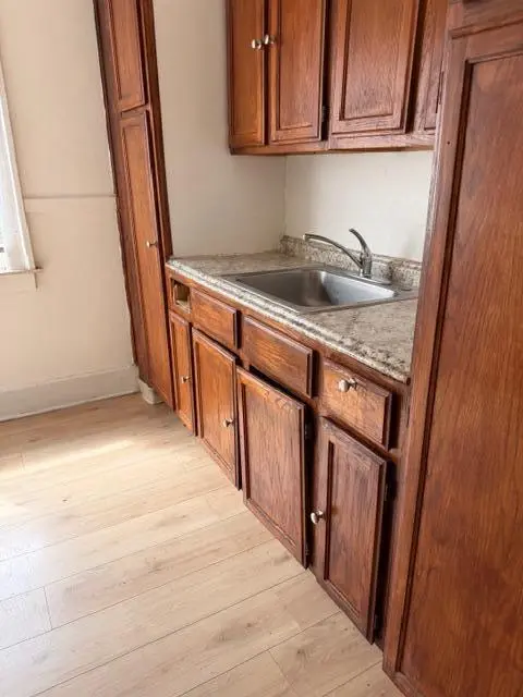 15794 Ohio ST, Detroit City, MI 48238