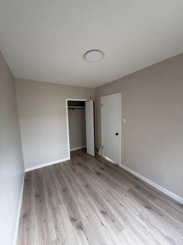 419 12 ST N, Lethbridge, AB T1H 2G6