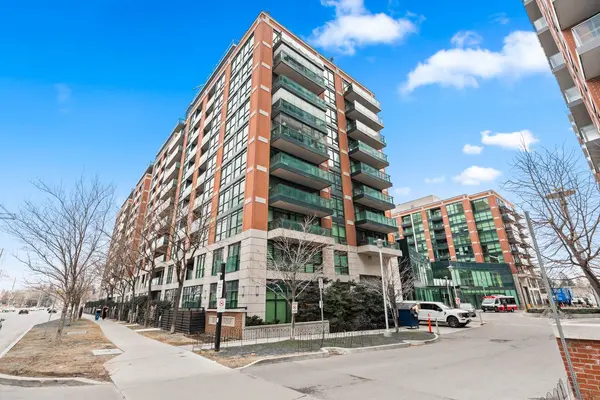 525 Wilson AVE #411, Toronto C06, ON M3H 0A7