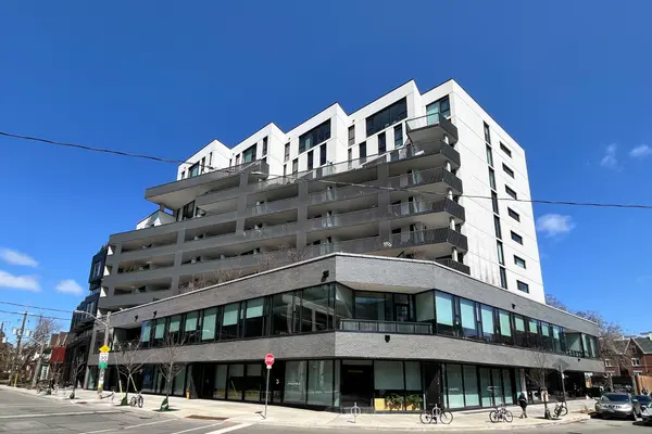 41 Dovercourt RD #402, Toronto C01, ON M6J 0G6