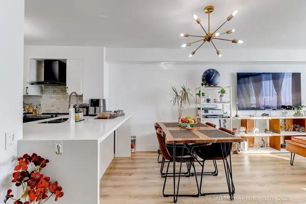 8 Covington RD #803, Toronto C04, ON M6A 3E5