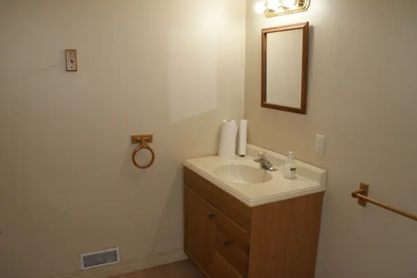 3490 Highway 7A N/A #2, Scugog, ON L0B 1B0