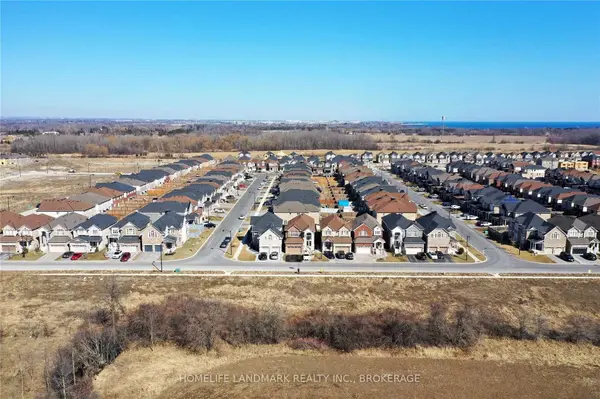 65 Sharplin DR, Ajax, ON L1Z 0P5