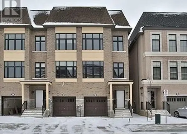 34 McGurran LN, Richmond Hill, ON L4B 0G8