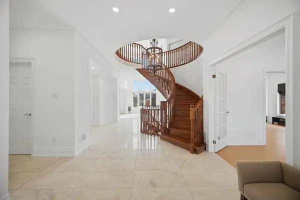 27 Marconi AVE, Vaughan, ON L4L 7A6