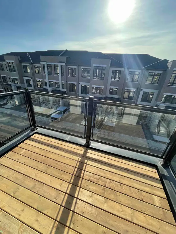 76 Riley Reed LN, Richmond Hill, ON L4S 1N5