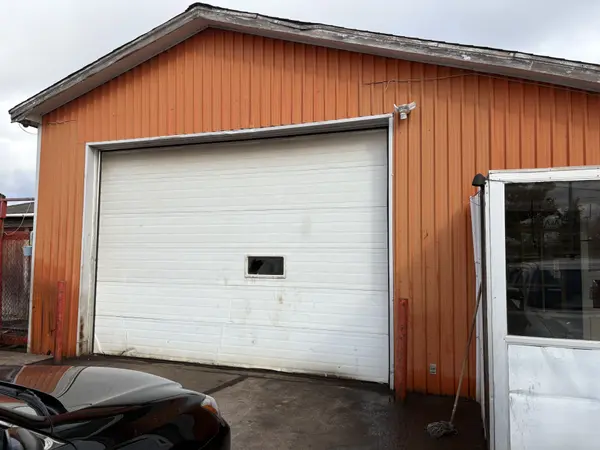 422 Tiffin ST, Barrie, ON L4N 9W8