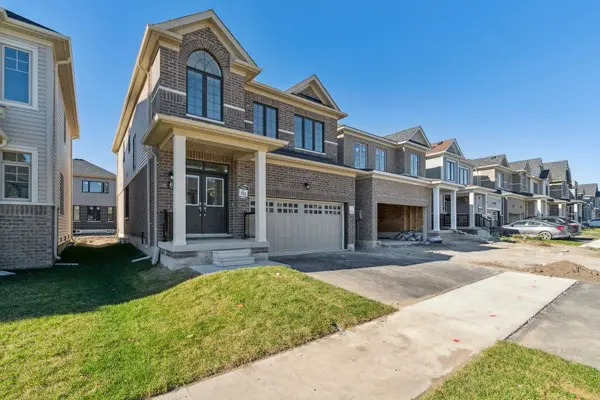 41 Durham AVE, Barrie, ON L9J 0W7