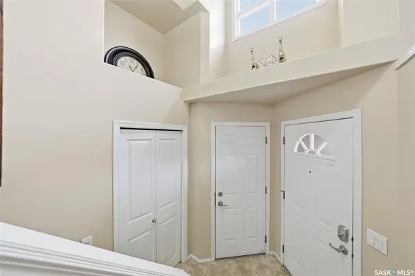 215 Snell CRESCENT, Saskatoon, SK S7T 0M7