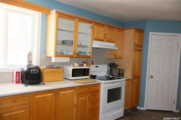 319 6th AVENUE W, Assiniboia, SK S0H 0B0