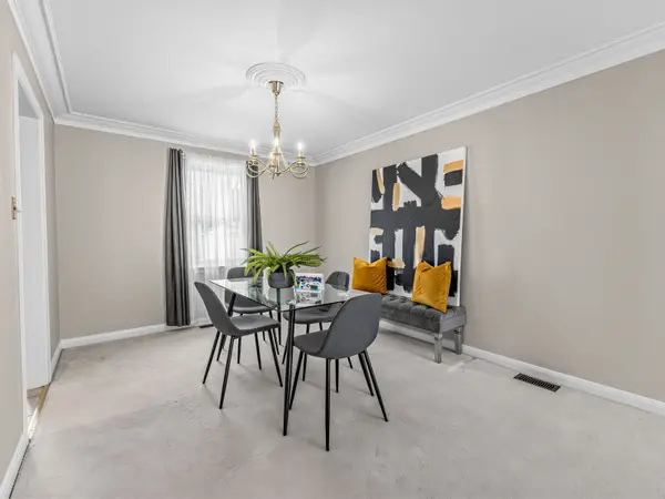 33 Mill ST S, Brampton, ON L6Y 1S7