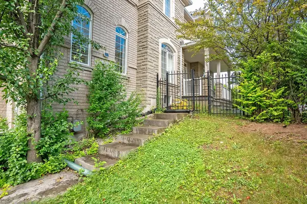 5410 Duchess CT #Lower, Burlington, ON L7L 6Z4