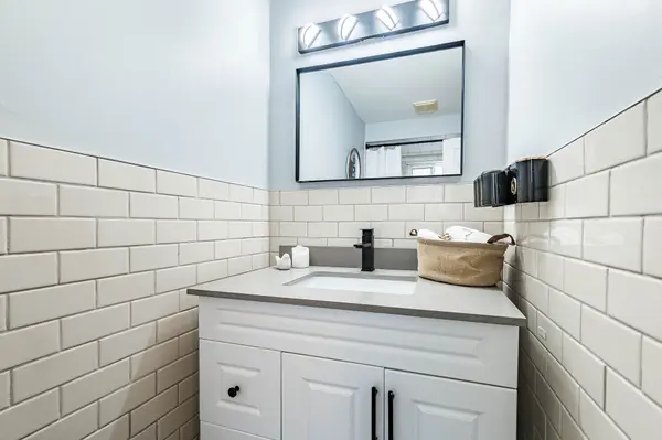 52 Garfield CRES, Brampton, ON L6V 1V8