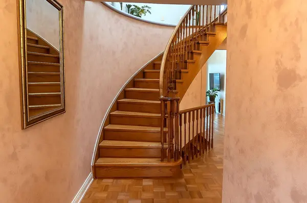 22 Peaceful PL, Brampton, ON L6S 4E6