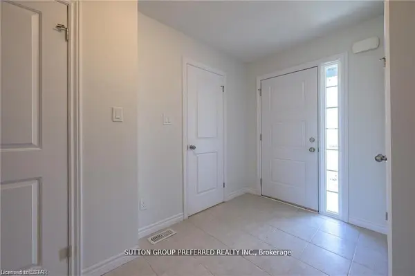 343 Kennington WAY, London South, ON N6L 0H4