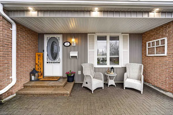 2 Rogers RD, Kawartha Lakes, ON K9V 5C3