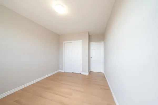 468 Ottawa ST #436D, Hamilton, ON L8H 4A6