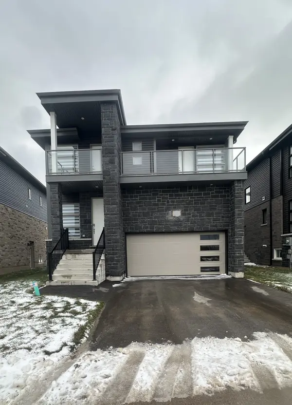 123 Sebastian ST, Blue Mountains, ON N0H 1J0