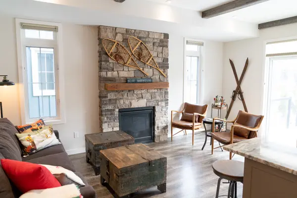 345 Yellow Birch CRES, Blue Mountains, ON L9Y 0Y5