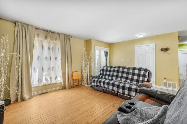 658 Ch Boundary RD, Alfred And Plantagenet, ON K0B 1A0