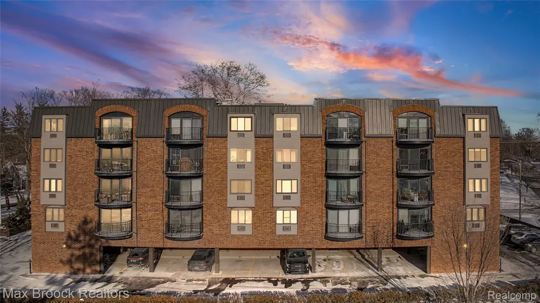 35300 Woodward AVE #406, Birmingham, MI 48009