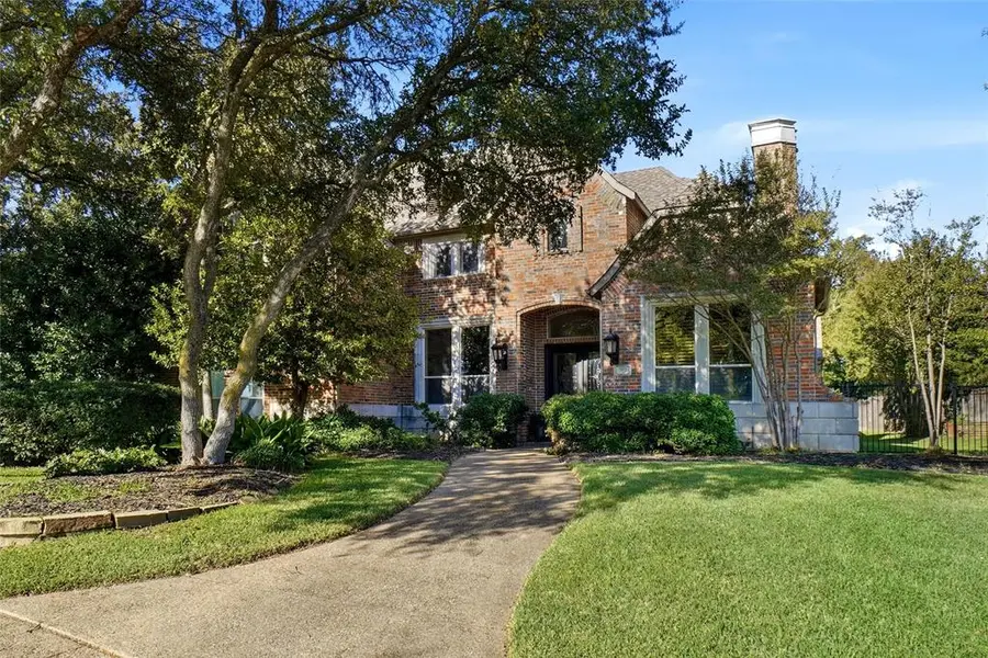 702 Wentwood Drive, Southlake, TX 76092