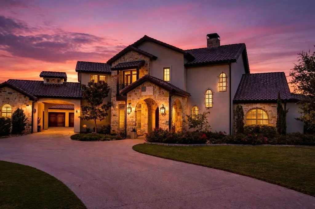 195 Angelina Drive, Aledo, TX 76008